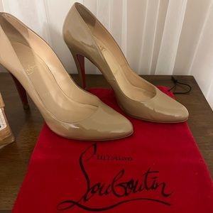 Christian Louboutin Camel Patent Leather Decollete 868 100mm Pumps sz 39.5